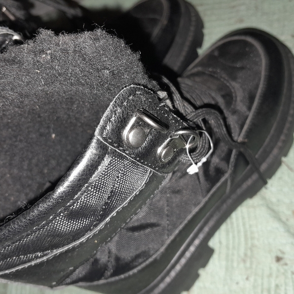 Women's boots - Picture 2 of 4